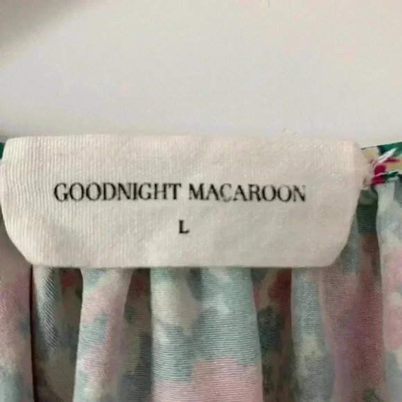 Goodnight Macaroon Penelope Rose Floral Tiered Dress Ruffle Skirt Detail Sz L - Picture 6 of 6